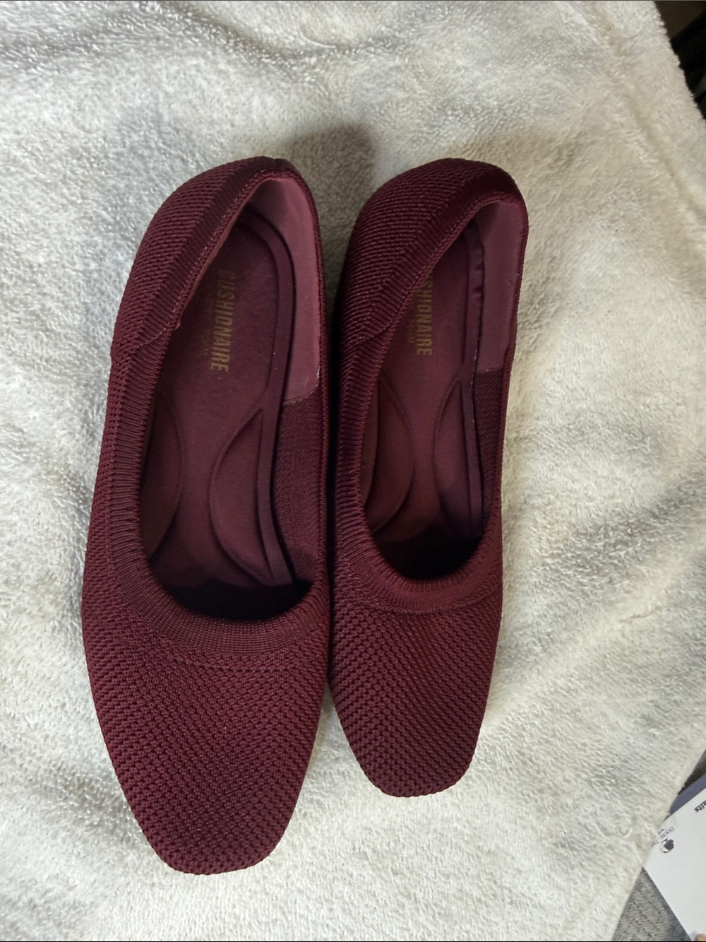 Women's Burgundy Knit Ballet Flats - Unbranded